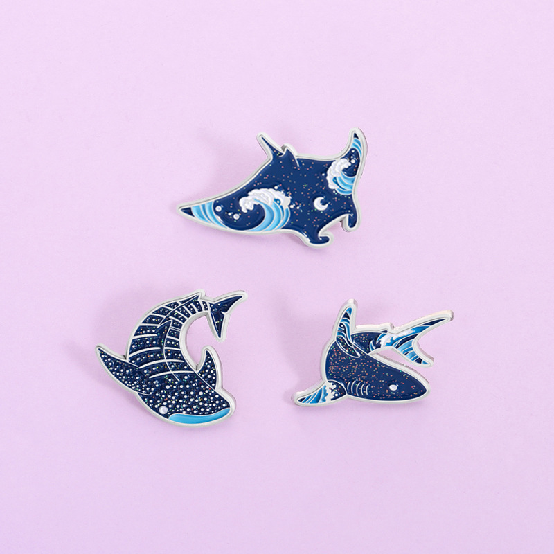 Embroidery Fish - Spille smaltate con creature marine dei