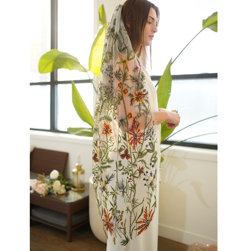 Veli da sposa floreali con pet - Embroidery Yellow Flower recensione e prezzo