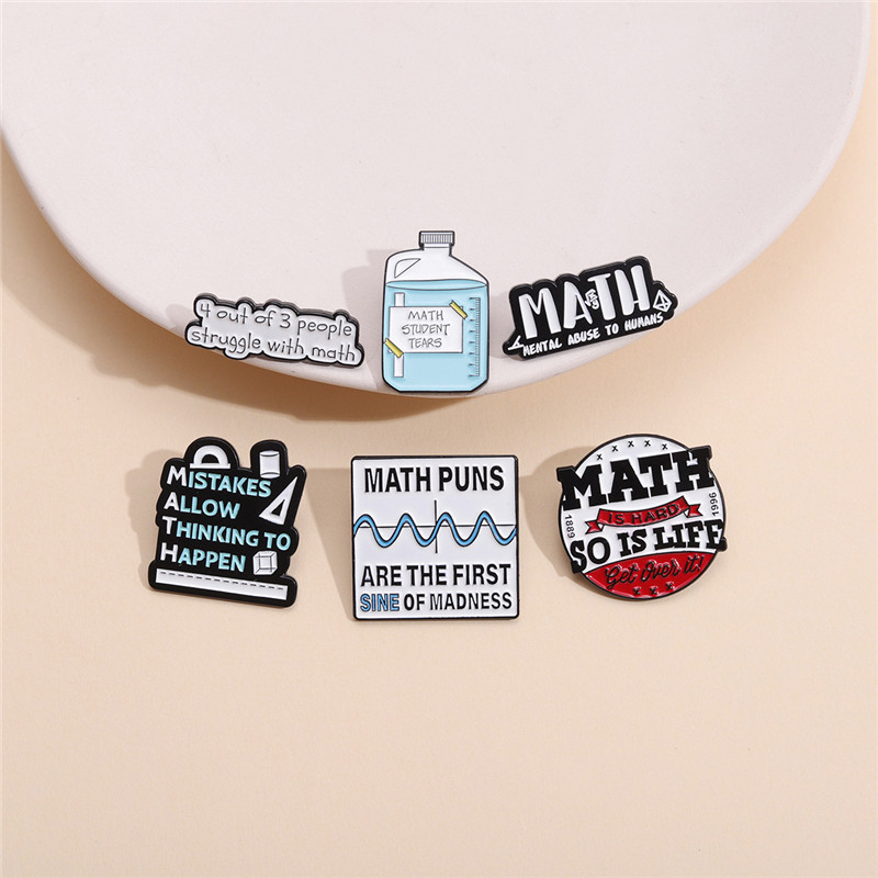 Matematica creativa Spille sma - Embroidery Love recensione e prezzo