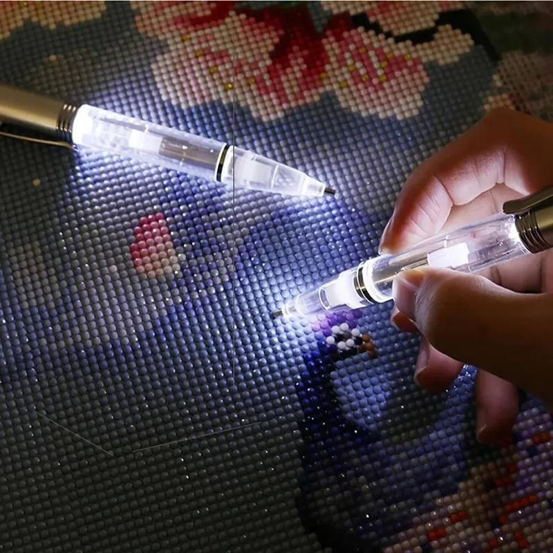 Penna LED per Diamond Painting - Embroidery Painting recensione e prezzo