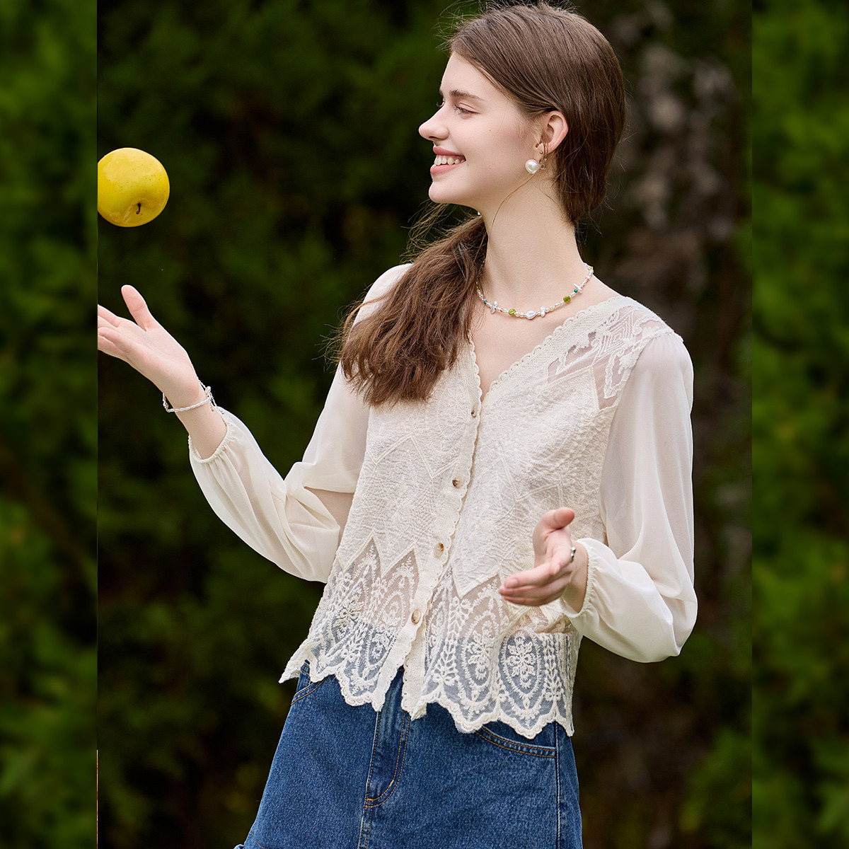 LOUIS YAO Cardigan con scollo  - Embroidery Cardigan recensione e prezzo