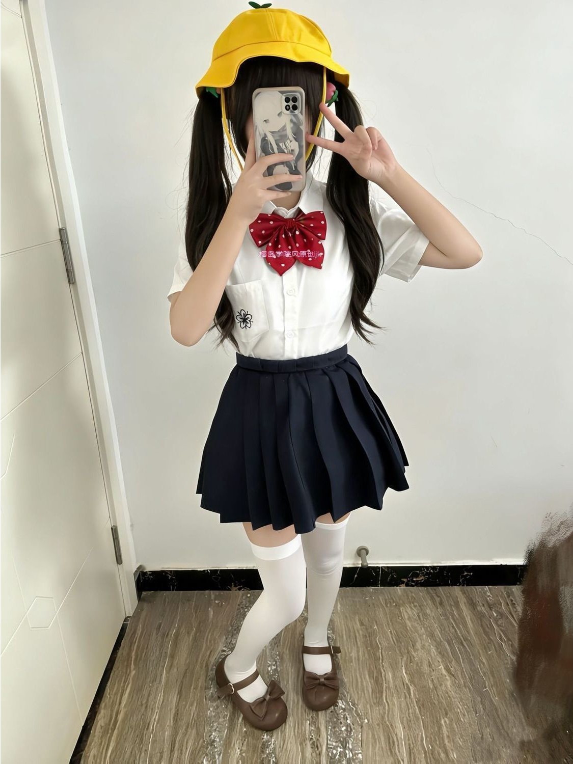 Set Uniforme JK Stile College  - Embroidery Uniforms recensione e prezzo