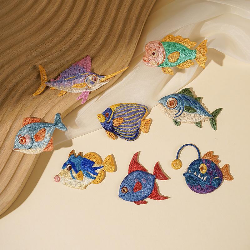 Patch Ricamato Termoadesivo pe - Embroidery Fish recensione e prezzo