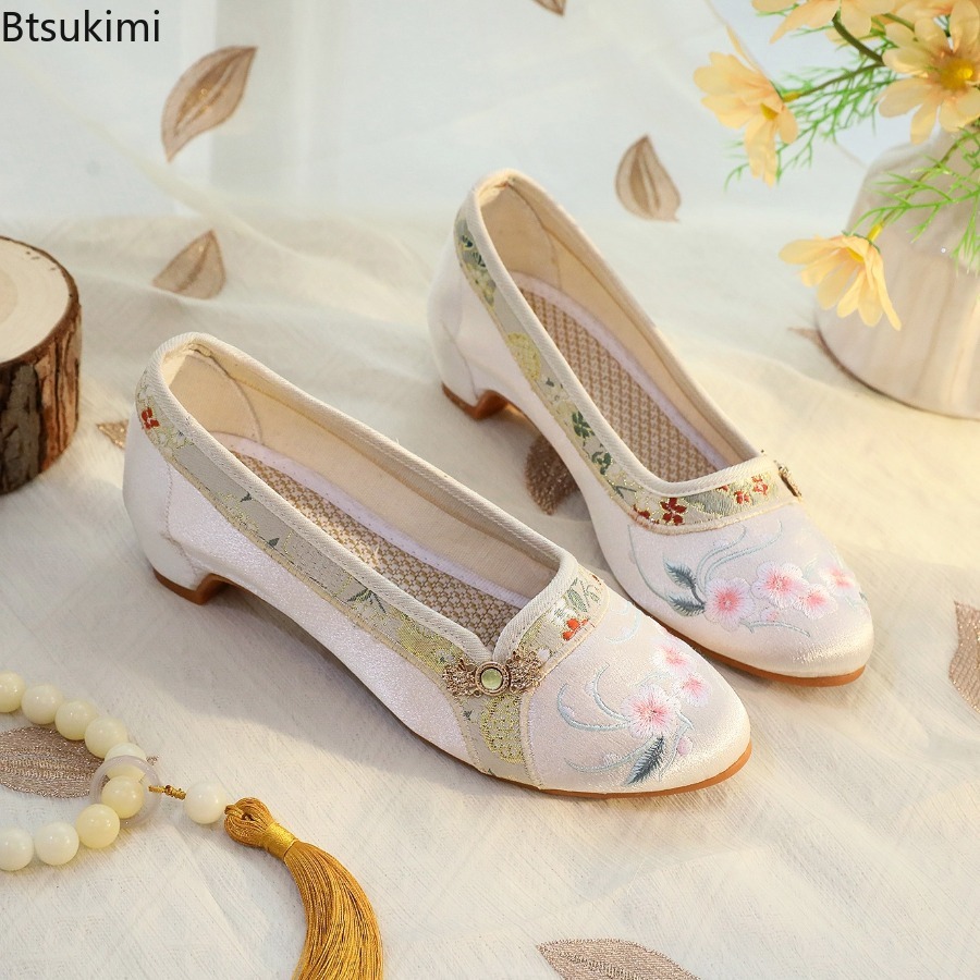 Nuove Scarpe da Donna 2026 Sti - Embroidery Simple recensione e prezzo