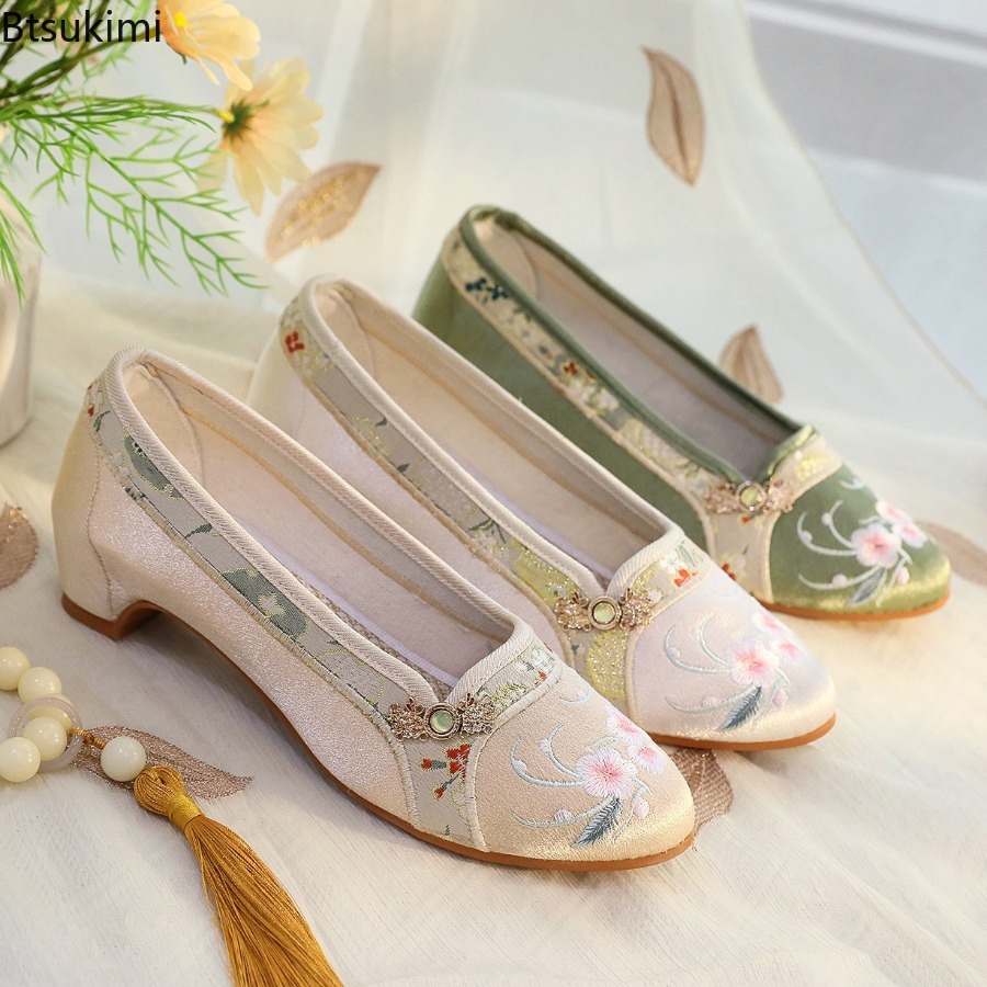Nuove Scarpe da Donna 2026 Sti - Embroidery Simple recensione e prezzo