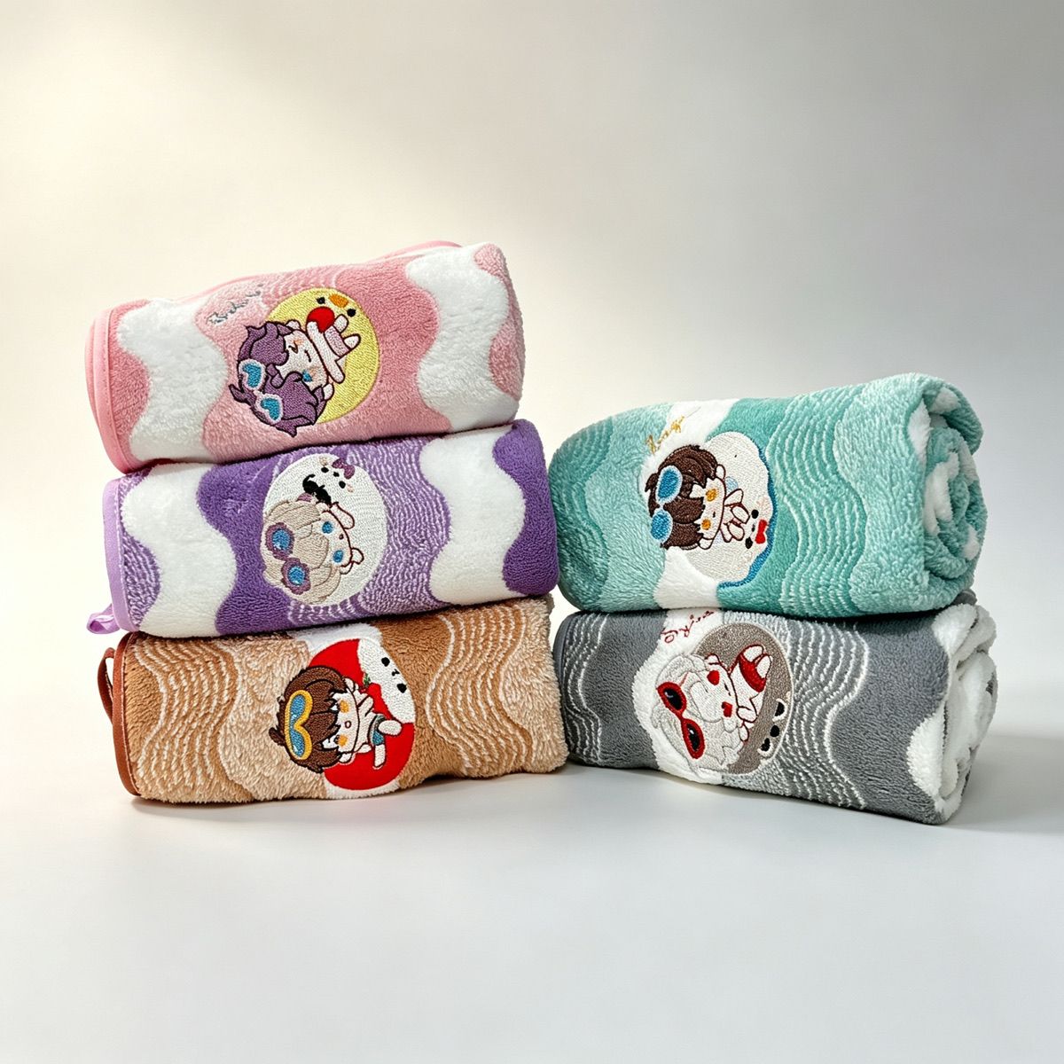 Asciugamano in pile corallo An - Embroidery Love recensione e prezzo