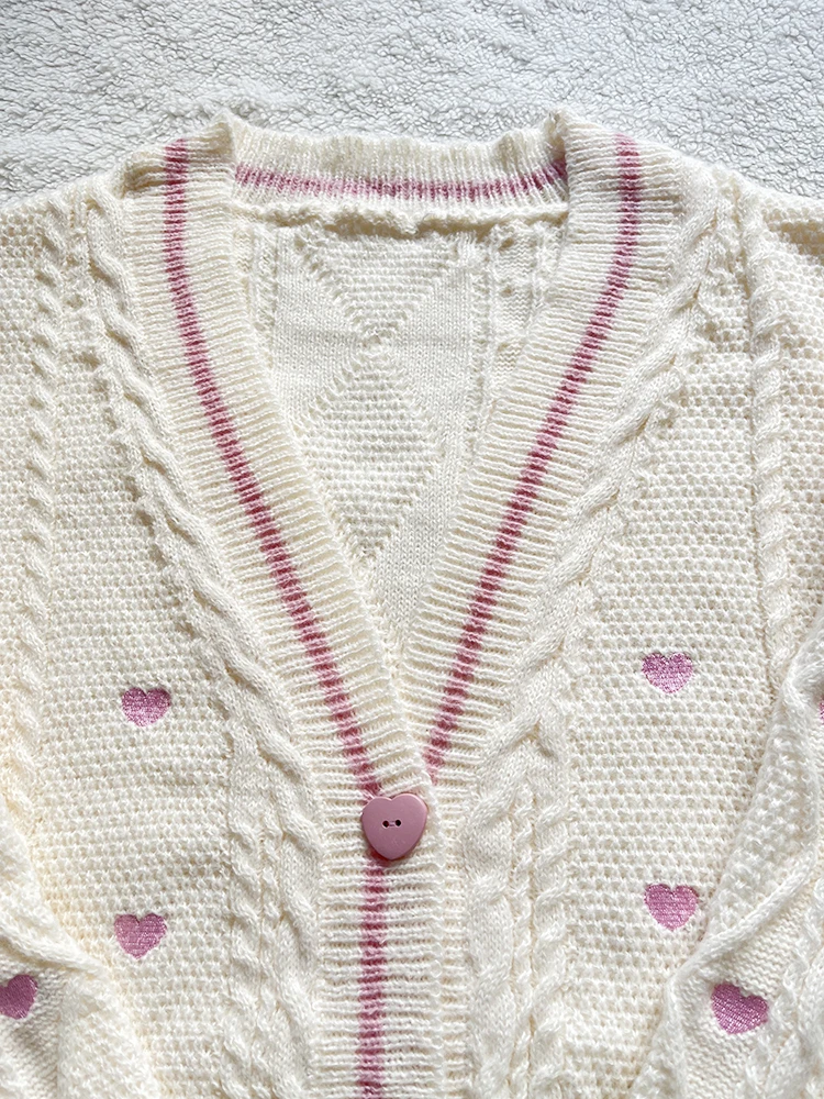 Cardigan amante con toppa rica - Embroidery Thread Yarn recensione e prezzo