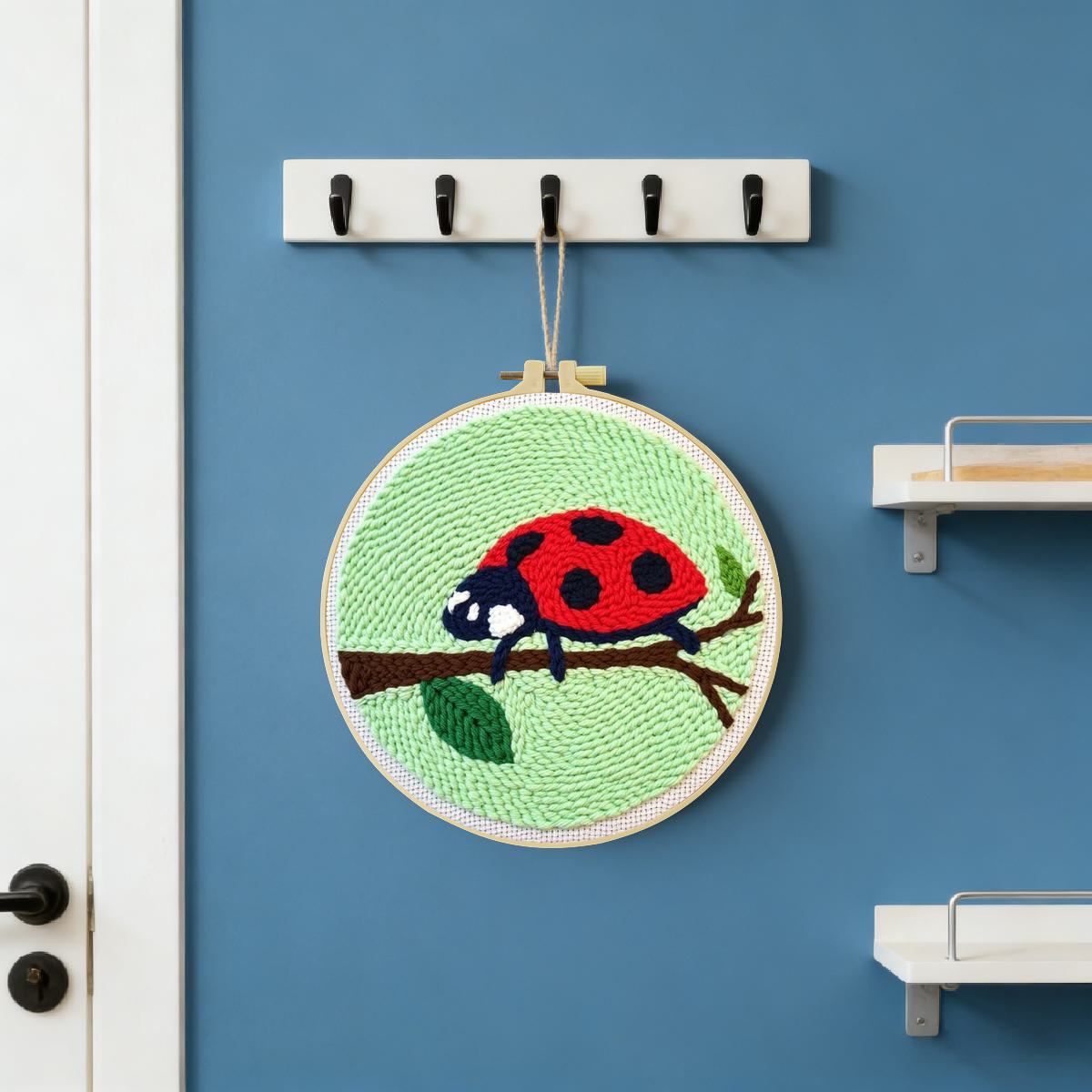 Kit Ricamo Punch Needle 20x20c - Embroidery Lady Bug recensione e prezzo