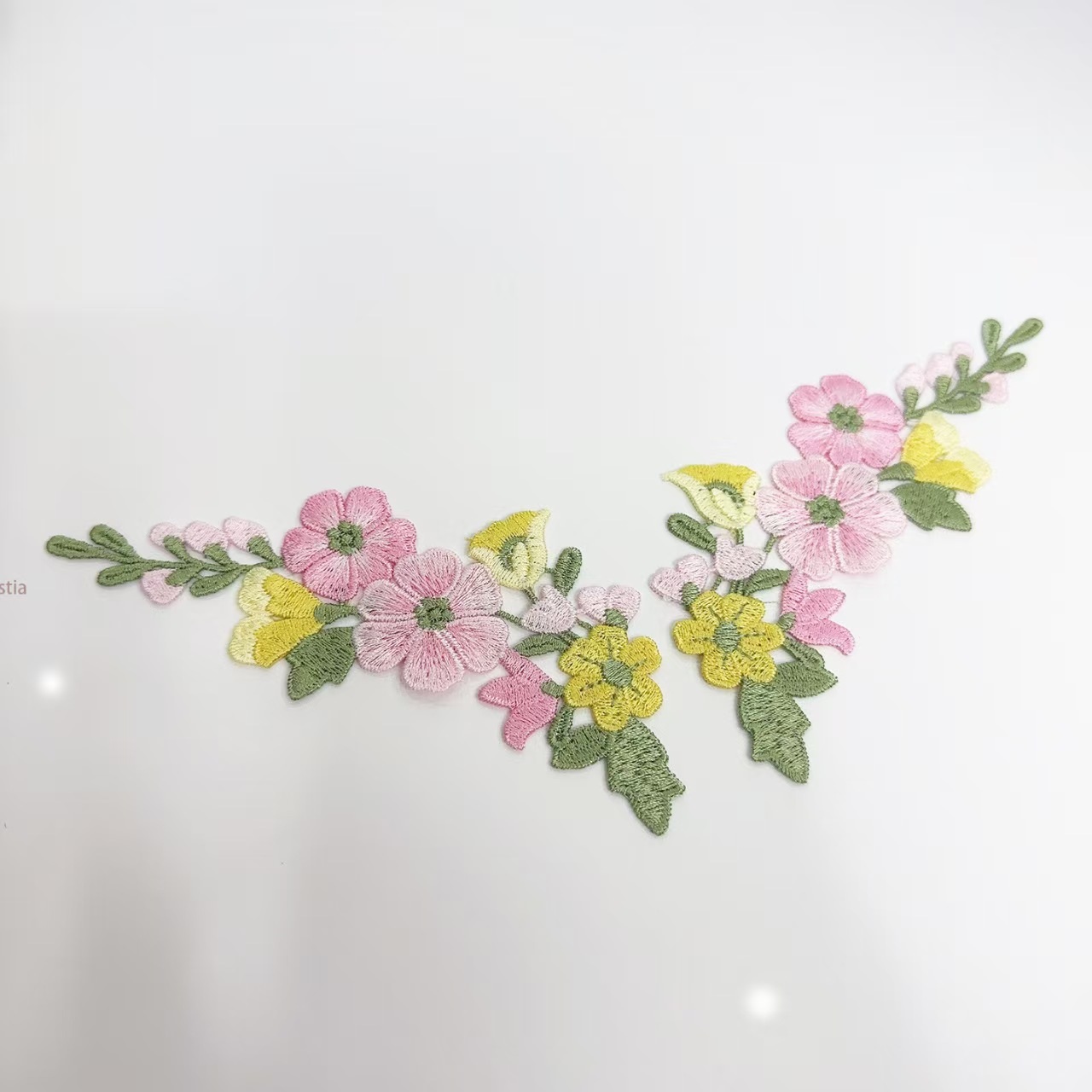 10 Pz/lotto 5.5*13 cm Rosa Gia - Embroidery Yellow Flower recensione e prezzo