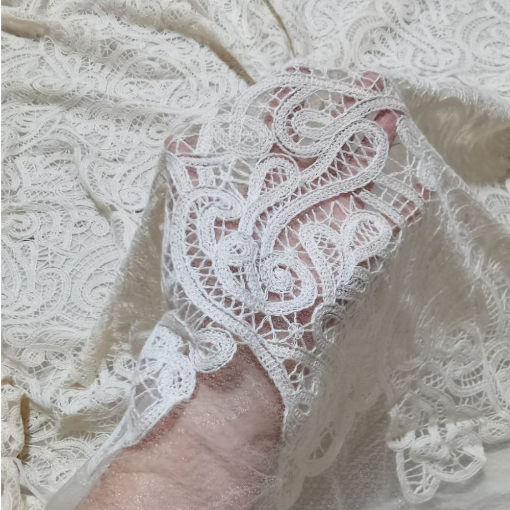 Filo di cotone con base a rete - Embroidery Thread Yarn recensione e prezzo